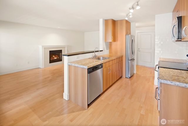 22910 90th Avenue W #B306, Edmonds, WA 98026