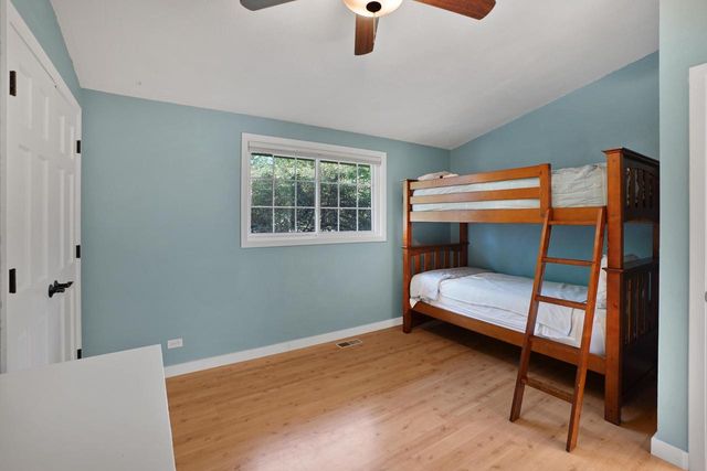 W343N6300 S Bayview ROAD, Oconomowoc, WI 53066