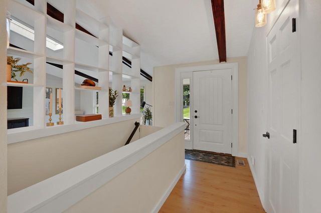 W343N6300 S Bayview ROAD, Oconomowoc, WI 53066