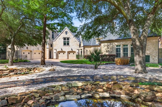 728 Crestbend Drive, Houston, TX 77042