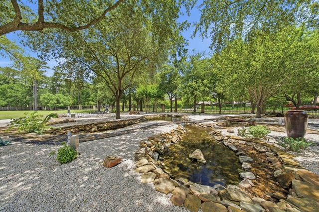 728 Crestbend Drive, Houston, TX 77042