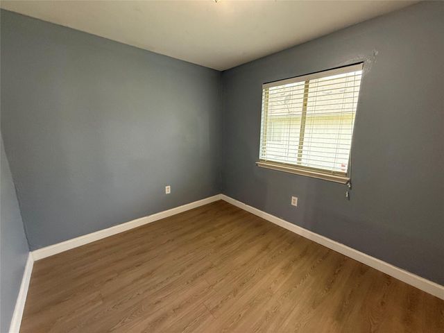 6809 Jaired DR, Austin, TX 78724