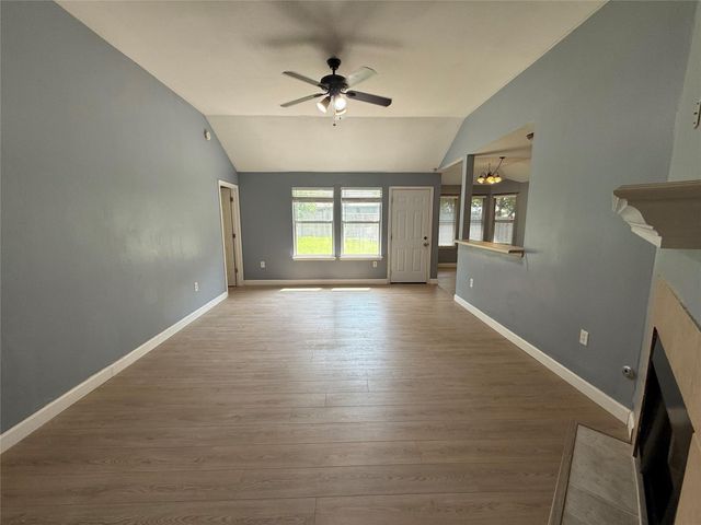 6809 Jaired DR, Austin, TX 78724