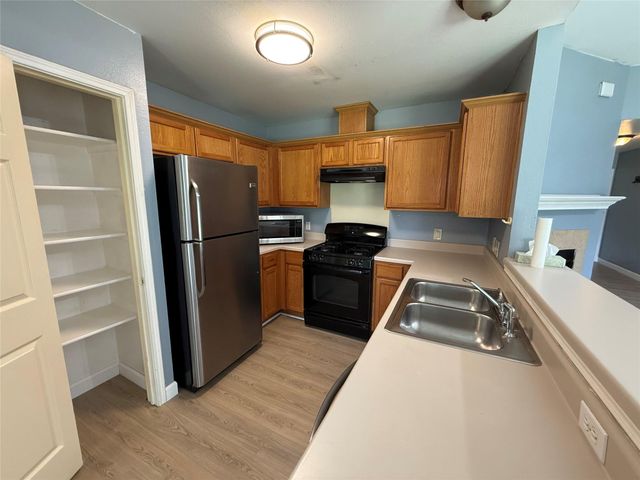 6809 Jaired DR, Austin, TX 78724