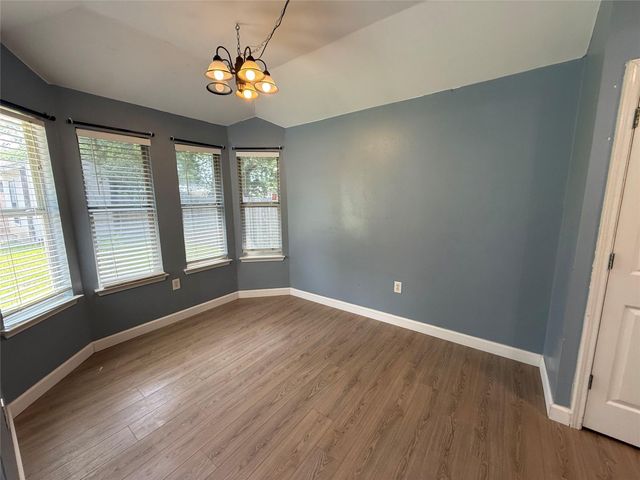 6809 Jaired DR, Austin, TX 78724