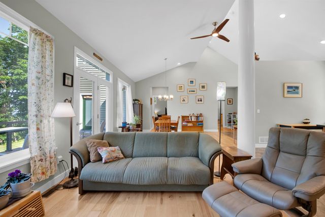 64 Rhubarb Ridge Road, St. Albans Town, VT 05478