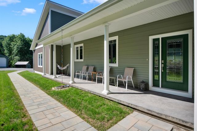 64 Rhubarb Ridge Road, St. Albans Town, VT 05478