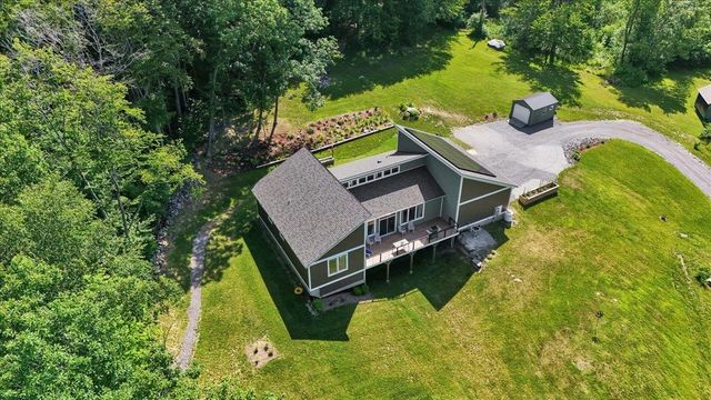 64 Rhubarb Ridge Road, St. Albans Town, VT 05478