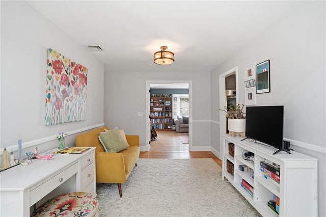 3 Cheshire Drive, Barrington, RI 02806