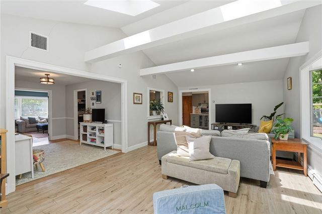 3 Cheshire Drive, Barrington, RI 02806