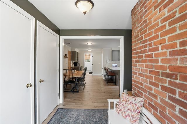 3 Cheshire Drive, Barrington, RI 02806