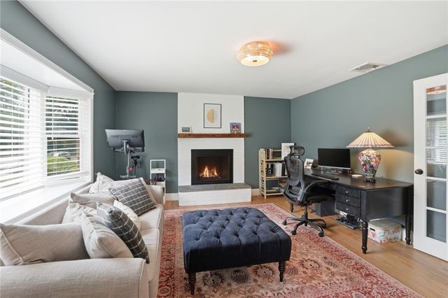 3 Cheshire Drive, Barrington, RI 02806