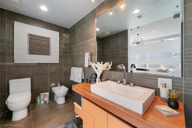 2100 Park Ave 210, Miami Beach, FL 33139