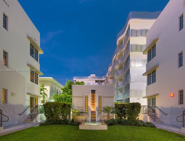 2100 Park Ave 210, Miami Beach, FL 33139