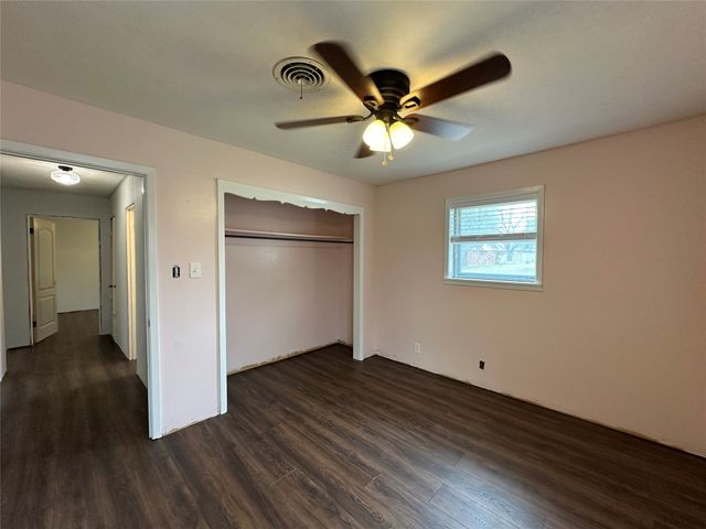 108 Beard Drive, Itasca, TX 76055