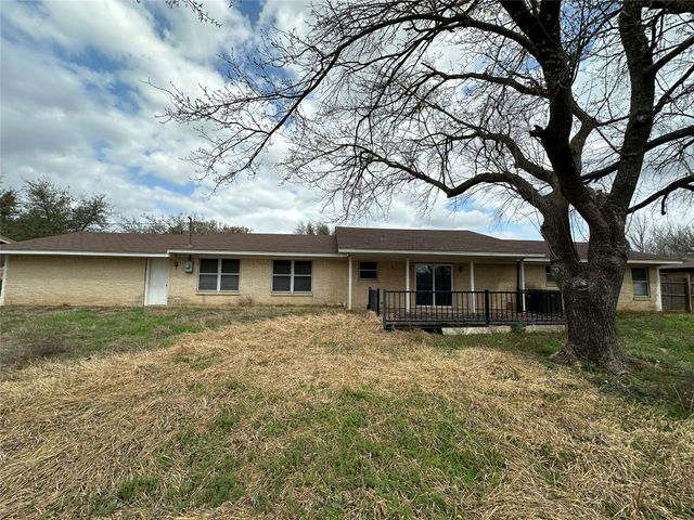 108 Beard Drive, Itasca, TX 76055