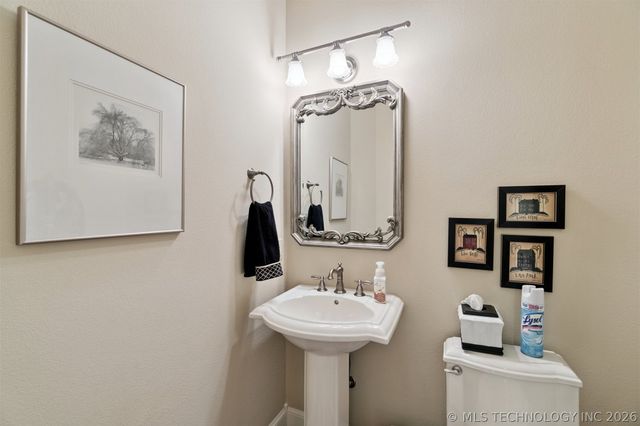 3816 Bucks of Gains Creek Road, Mcalester, OK 74501