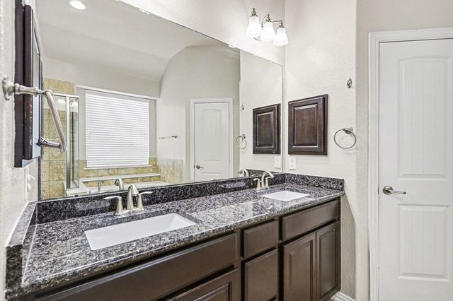 20730 Oakhurst Creek Drive, Porter, TX 77365