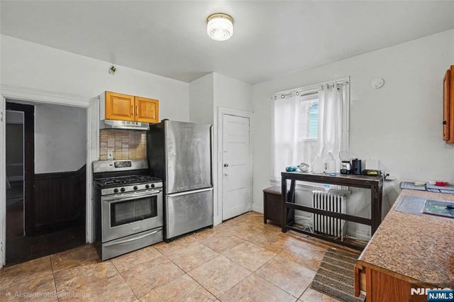 458 Fairview Avenue, Orange, NJ 07050