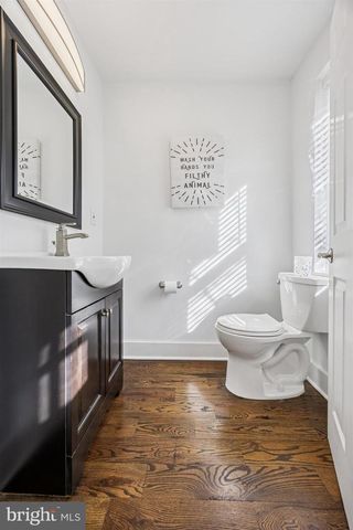 14 MAPLE ST, Conshohocken, PA 19428