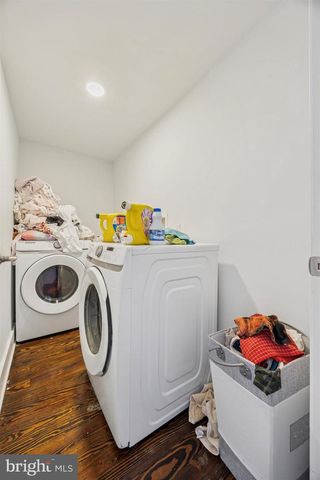 14 MAPLE ST, Conshohocken, PA 19428