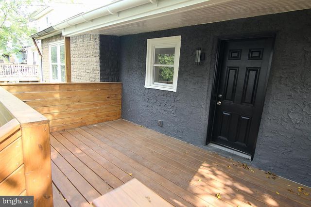 14 MAPLE ST, Conshohocken, PA 19428