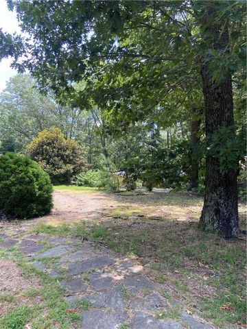 8 Pratt Lane, Bella Vista, AR 72715