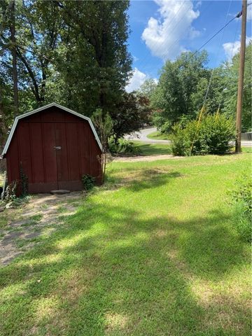 8 Pratt Lane, Bella Vista, AR 72715
