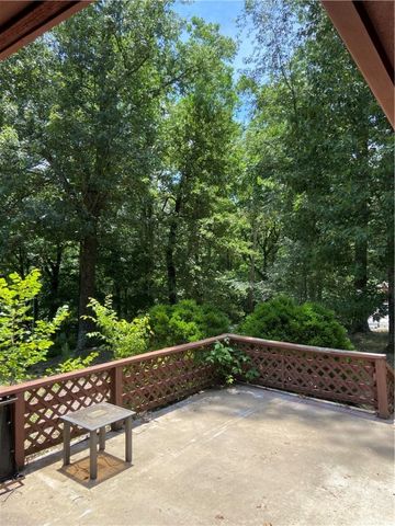 8 Pratt Lane, Bella Vista, AR 72715
