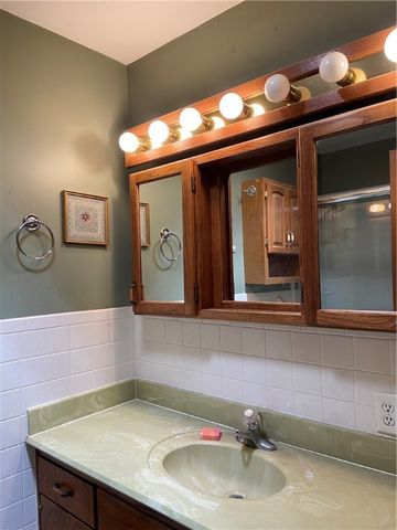 8 Pratt Lane, Bella Vista, AR 72715