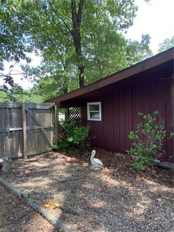 8 Pratt Lane, Bella Vista, AR 72715