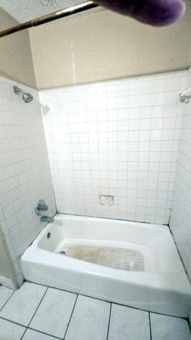 2826 Monticello Drive, Houston, TX 77045