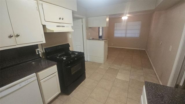 2826 Monticello Drive, Houston, TX 77045