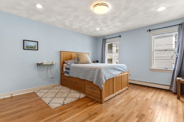 14 Belmont St A, Somerville, MA 02143