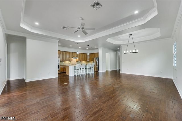 12643 Kinross LN, Naples, FL 34120