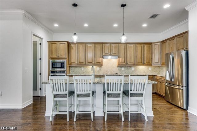 12643 Kinross LN, Naples, FL 34120