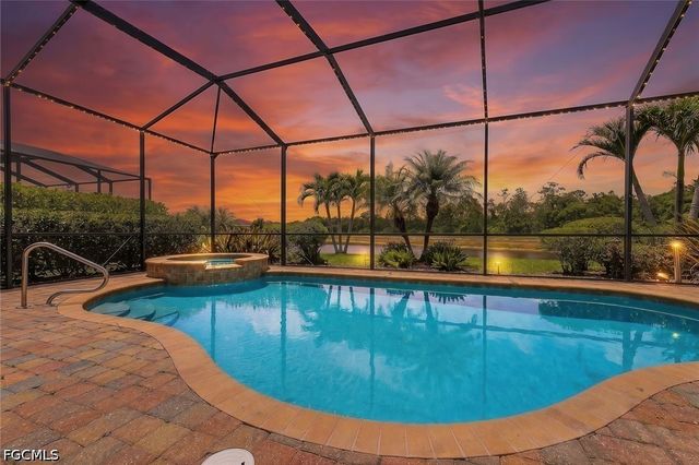 12643 Kinross LN, Naples, FL 34120