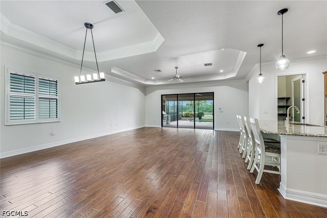 12643 Kinross LN, Naples, FL 34120