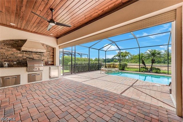 12643 Kinross LN, Naples, FL 34120