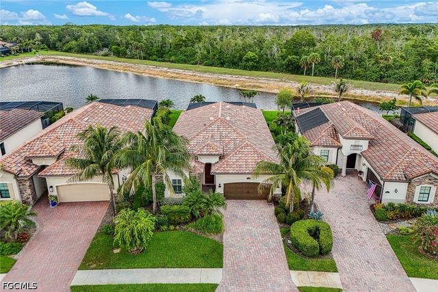 12643 Kinross LN, Naples, FL 34120