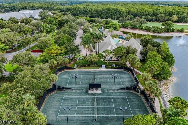 12643 Kinross LN, Naples, FL 34120
