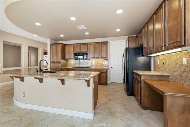 23833 23833 Fawnskin Drive, Corona, CA 92883