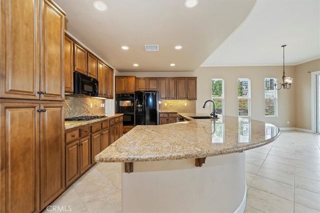 23833 23833 Fawnskin Drive, Corona, CA 92883