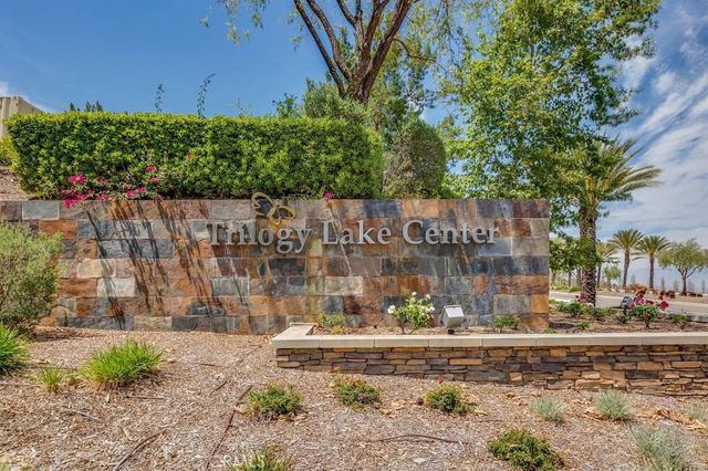 23833 23833 Fawnskin Drive, Corona, CA 92883