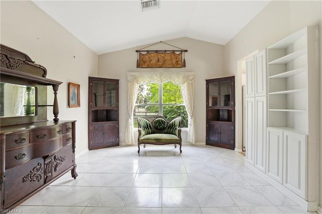 940 10th ST SE, Naples, FL 34117