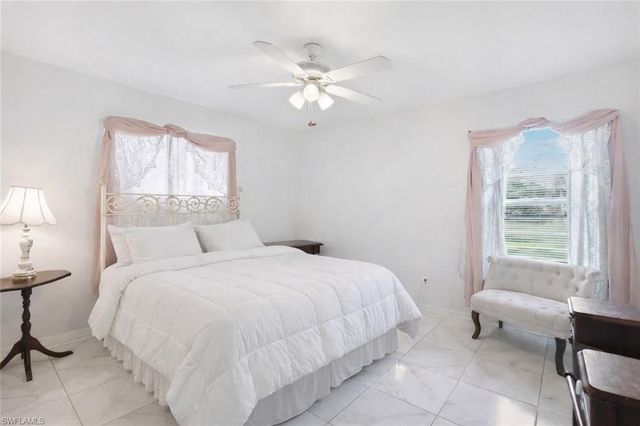 940 10th ST SE, Naples, FL 34117