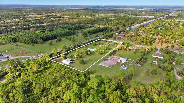 940 10th ST SE, Naples, FL 34117