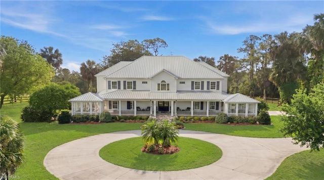 940 10th ST SE, Naples, FL 34117