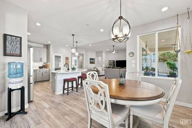 11632 Shady Valley Place, Bakersfield, CA 93311