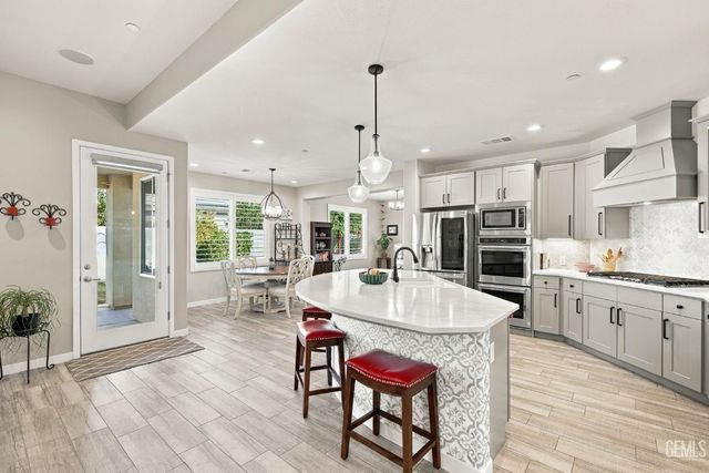 11632 Shady Valley Place, Bakersfield, CA 93311